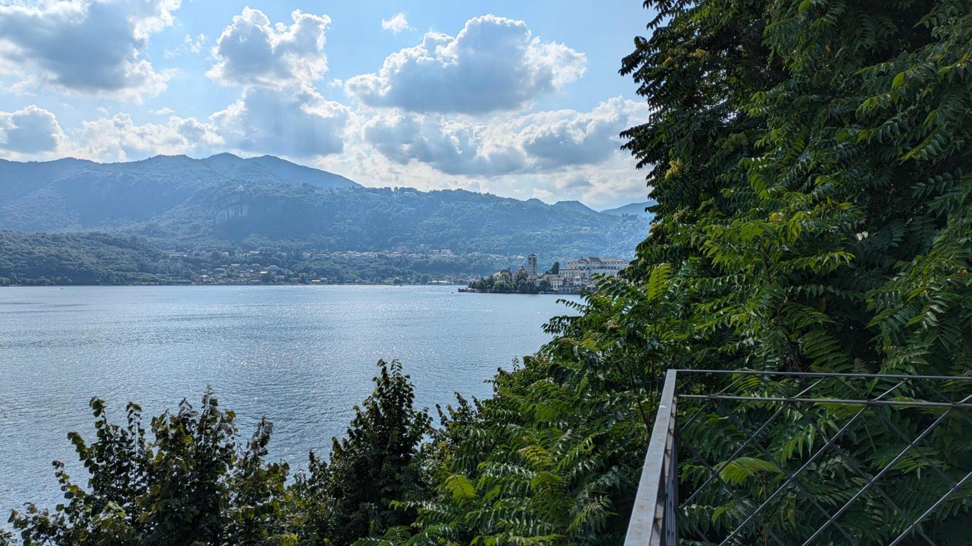Casa Sul Lago Orta Орта-Сан-Джулио Экстерьер фото