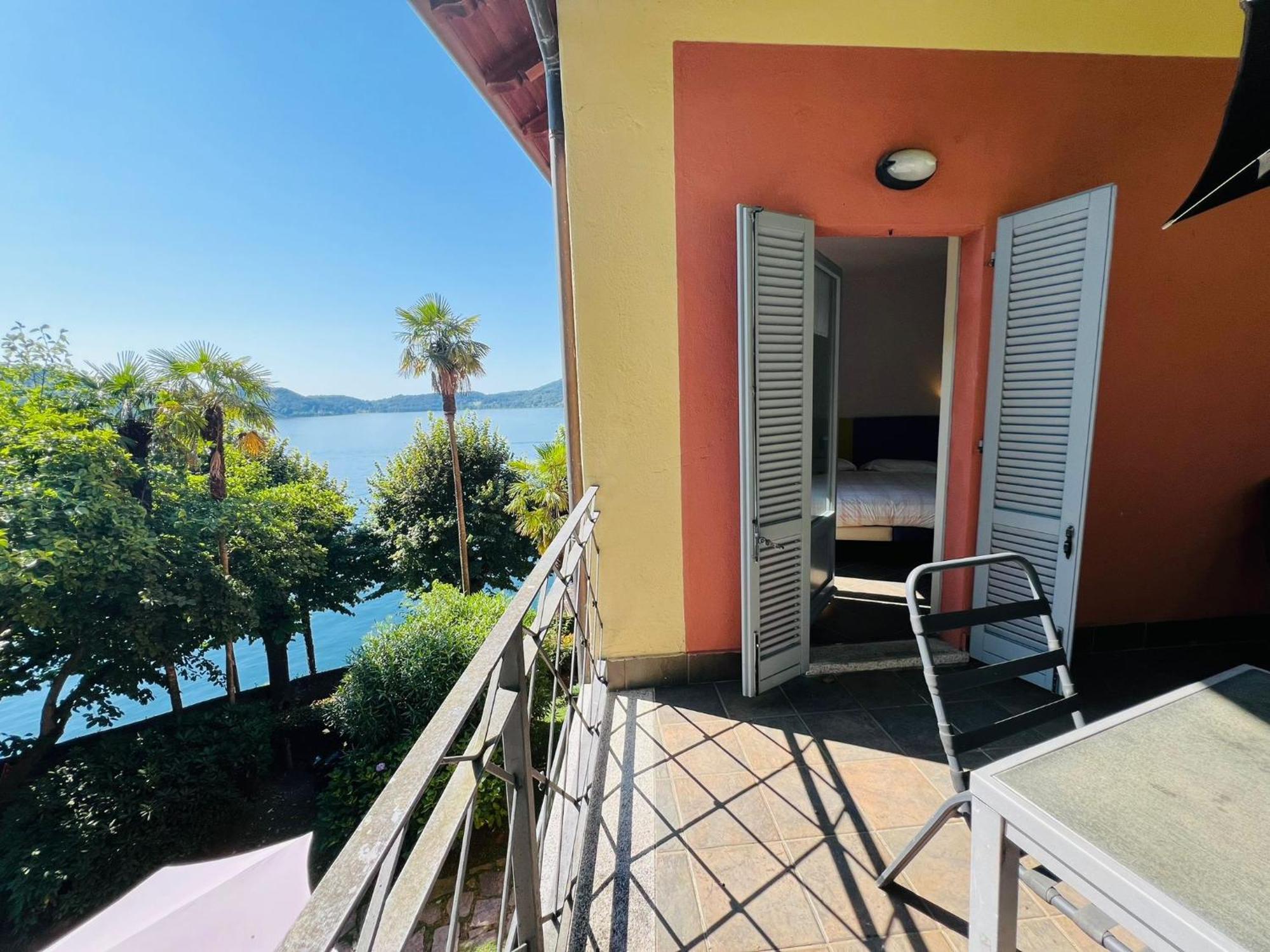 Casa Sul Lago Orta Орта-Сан-Джулио Экстерьер фото